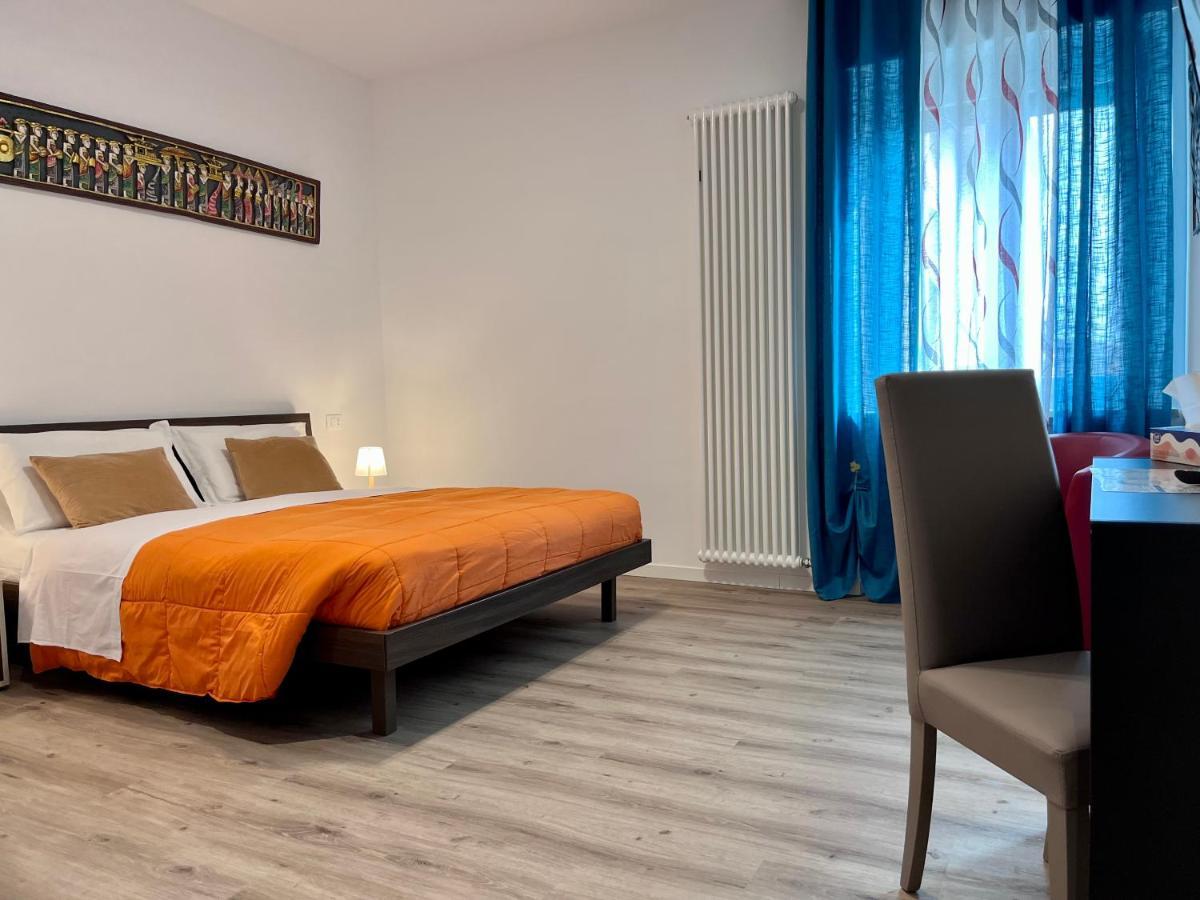 Verona Rooms 109 Buitenkant foto